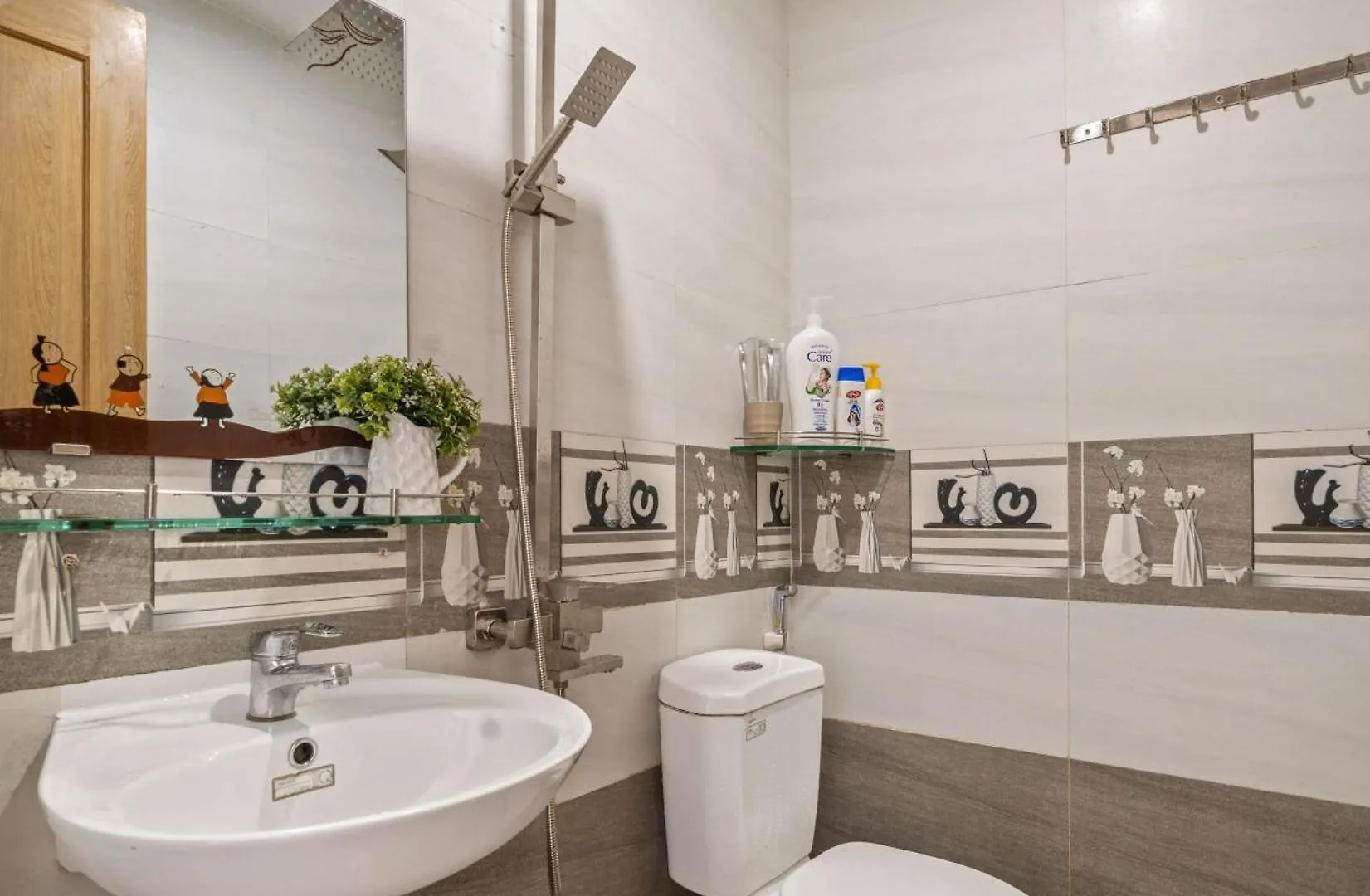 Doco Apartment Sea View With White Sand Da Nang